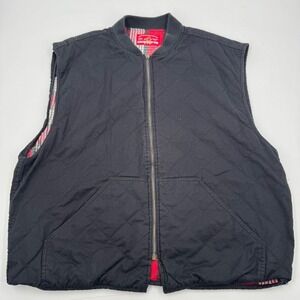 Marlboro‎ Country Store Reversible Quilted Vest Black Red Plaid Pockets Size L